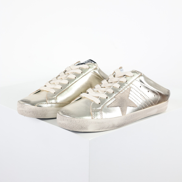 Golden G00se Leather Super Star Sabot Low-Top Sneakers