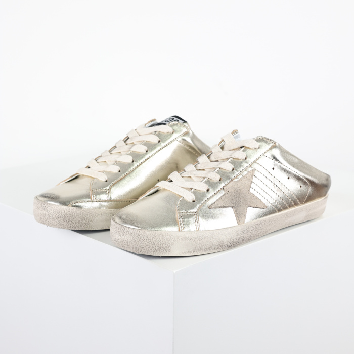Golden G00se Leather Super Star Sabot Low-Top Sneakers