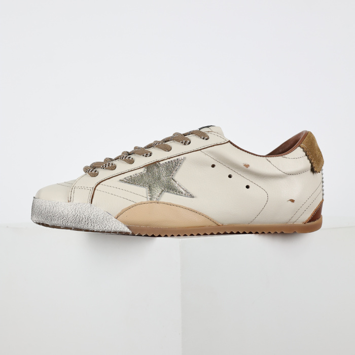 Golden G00se True-Star white nappa leather with gold star and beige suede heel tab
