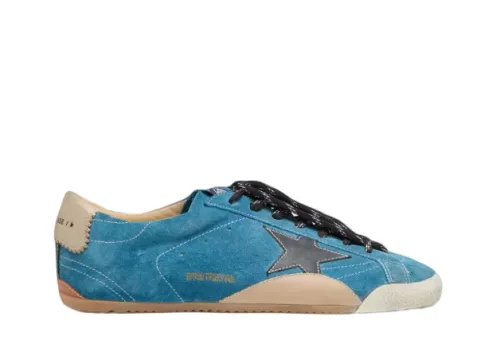 Golden G00se True-Star in teal suede with black star and cream heel tab