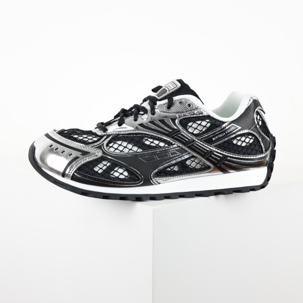 Botteg@ Venet@ Orbit Sneaker 'Black Silver'