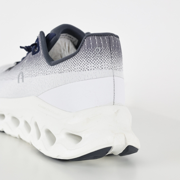 On Running Cloudtilt Midnight Ice (Women's)
