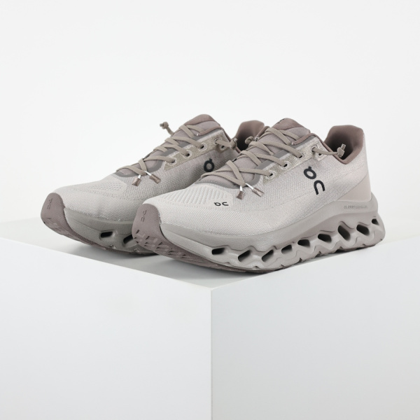 On Running Cloudtilt Cinder Fog (Women's)
