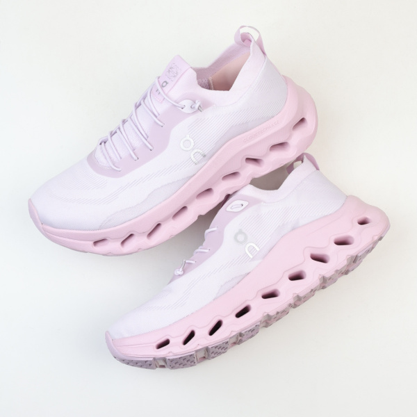 On Running Cloudtilt L0ewe Pale Pink