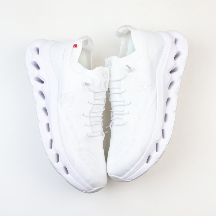 On Running Cloudtilt L0ewe All White