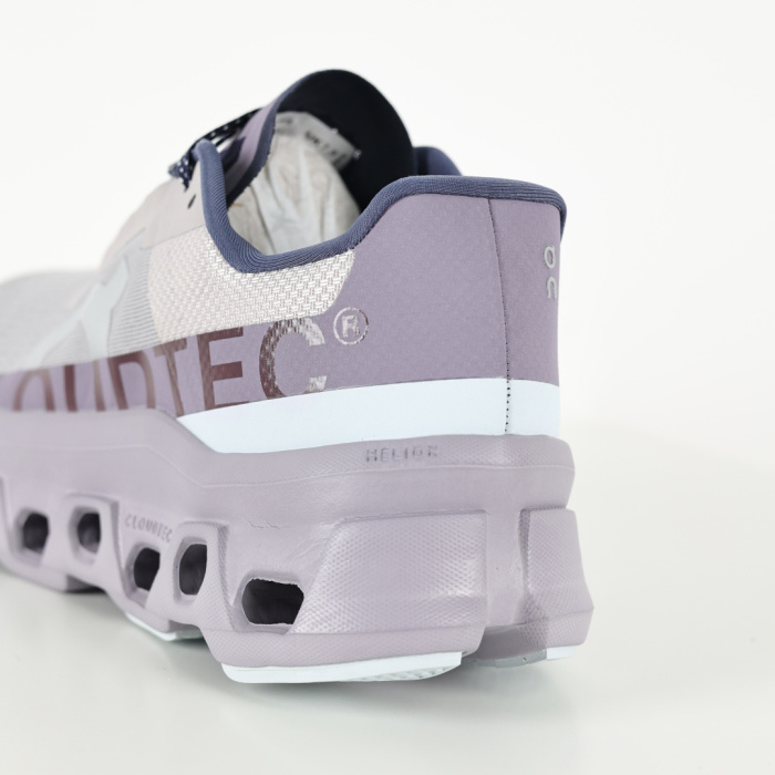 On Running Cloudmonster Pearl / Arctic
