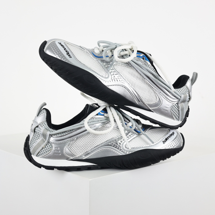 Balenciag* Radar Gradient Lines White Grey Silver