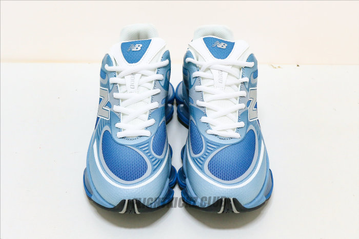 New Balance Abzorb 2000 Baby Blue