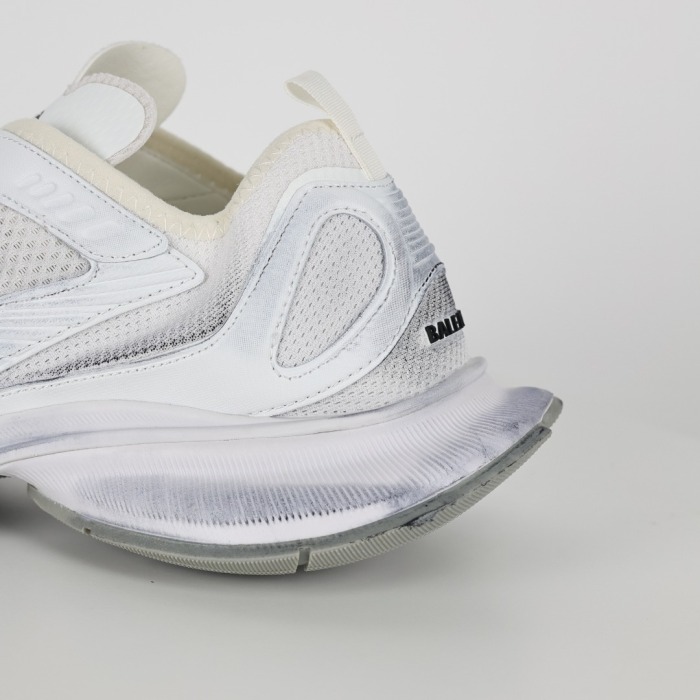 Balenciag* Circuit Sneaker Light Grey