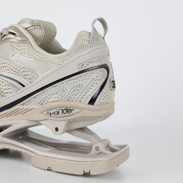 BALENCIAG* X-PANDER  Beige