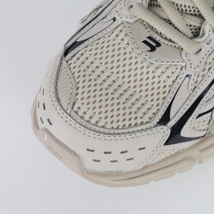 BALENCIAG* X-PANDER  Beige