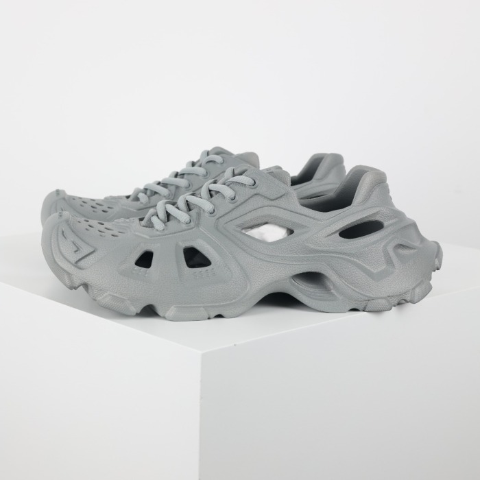 Balenciag* HD Cut-out Molded Rubber  Grey