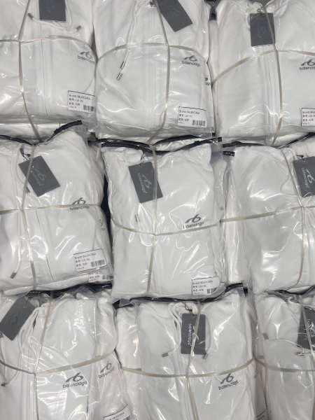 Balenciag@ 26FW Bodies Graphic Pullover Hoodie