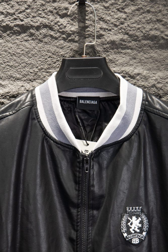 Balenciag@ 26SS Manchester Embroidered Leather Jacket