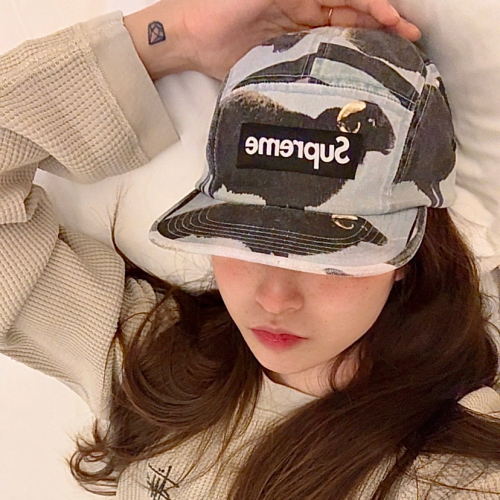 Supreme Damien Hirst Camp Cap