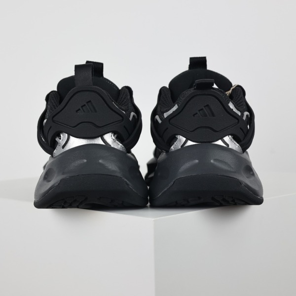 Adidas Vento XLG Deluxe Black