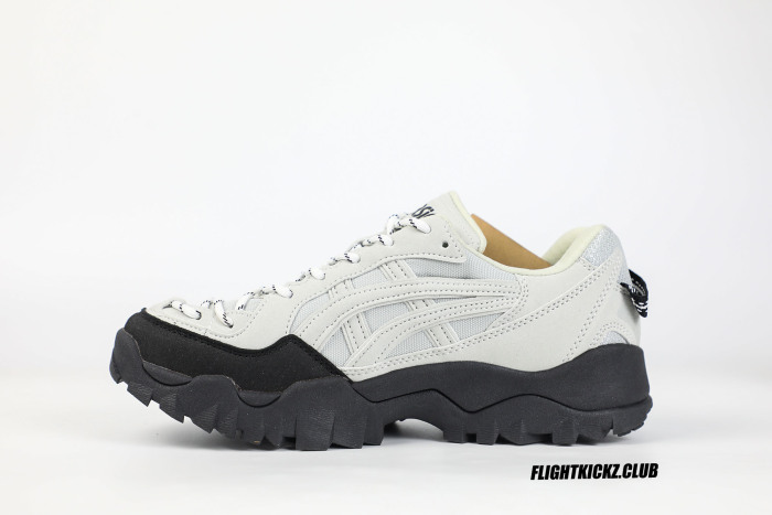 Asics Gel Pickax Oyster Grey Black