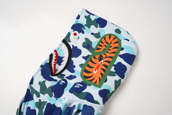 BAPE Classic Camo Shark Hoodie (Single Hood) Full Zip Hoodie