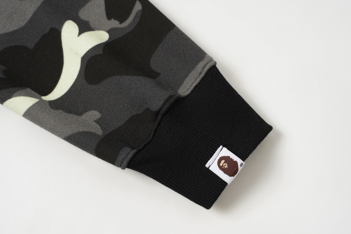 BAPE Classic Camo Shark Hoodie (Single Hood) Full Zip Hoodie