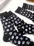 Louis Vuitton Classic letters Crystal silk, tube sock sock socks, crystal wire blended