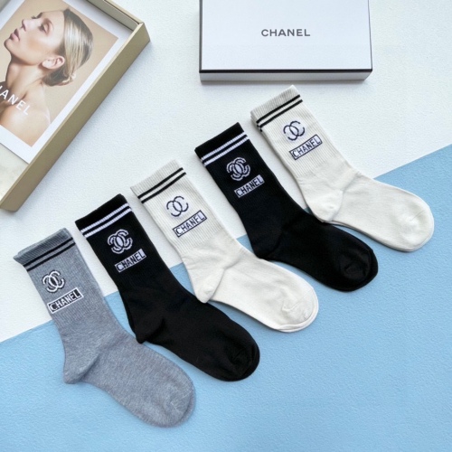 Chanel high stockings
