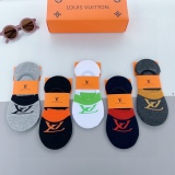 Louis Vuitton ship socks