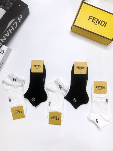 Fendi classic FF letter cotton short socks socks