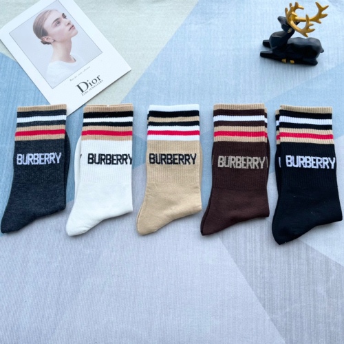 Burberry mid -tube socks