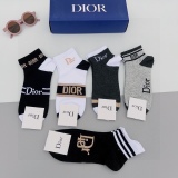 Dior hot print letter Luokou calf socks letters middle socks