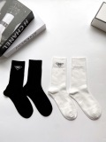 Prada classic tide brand letters middle sock sock socks
