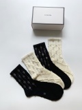 Chanel classic letter logo rhinestone cotton cotton cotton middle socks and calf socks