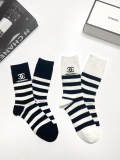Chanel Classic Double C LOGO LOGO Cotton Cotton Middle Socks