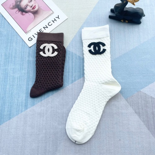 Chanel jewelry letters middle socks