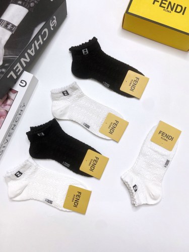 Fendi classic FF letter cotton short socks socks