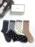 Chanel Double C letters logo wool middle socks