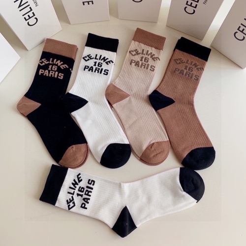 Celine 2022 mid -length pile socks