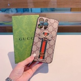 Gucci all -inclusive mobile phone case side drilling bees Gucci all -inclusive mobile phone case