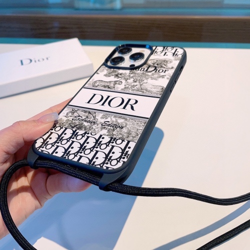 Dior Flower Cross -Body Mobile Phone Case All -inclusive Material Phone Shell