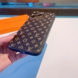 Louis vuitton Classic electroplating old flower mobile phone case two -in -one package