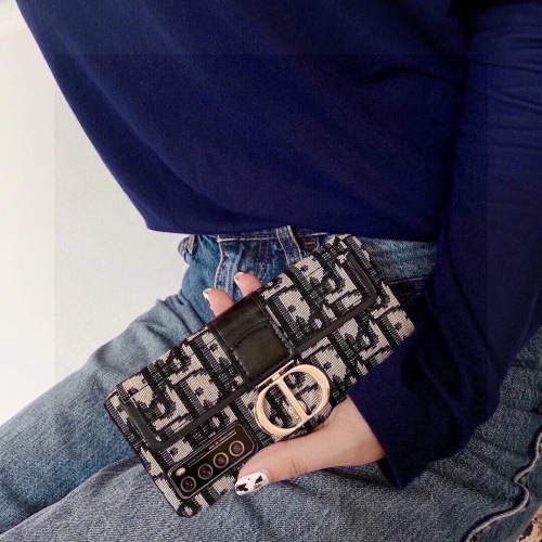 Dior Mengtian 30 Classic Laohua CD Hardware with Lock Inner Plugs Card Small Money Fashion Fashion Retro Series