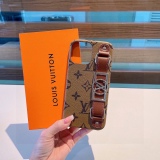 Louis Vuitton wrist phone case Daphne series three packages of mobile phone case keys all inclusive