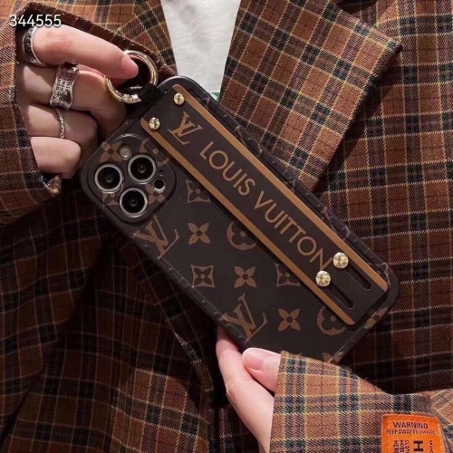 Louis Vuitton wristband nipyllabal mobile phone case