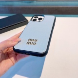 MIUMIU lambskin all -inclusive mobile phone case hardware is golden