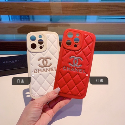 CHANEL mobile phone shell Flower camera hole flash powder logo all -inclusive mobile phone case