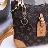 Louis Vuitton MP2946 spade bag and keychain