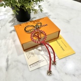 Louis Vuitton M63082 Very package and keychain