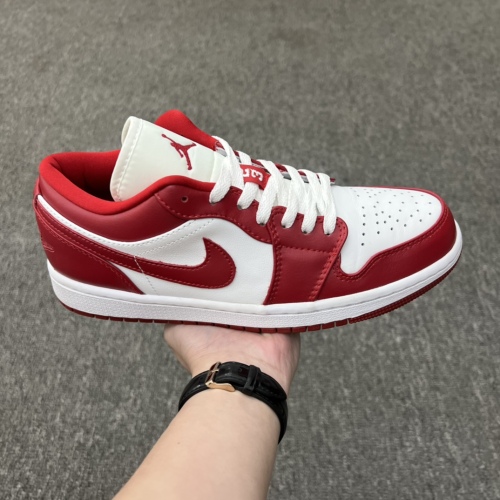 Air Jordan 1 Low “Gym Red” Style:553558-611