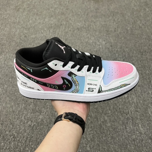 Air Jordan 1 Low Style:553558-062