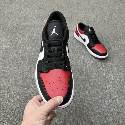 Air Jordan 1 Low Bred Toe Style:553560-612