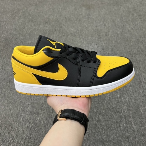 Air Jordan 1 Low Style:553558-072